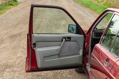 Lot 40 - 1993 Mercedes 190E Sportline