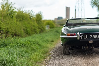 Lot 50 - 1967 Jaguar E-Type 4.2 Roadster