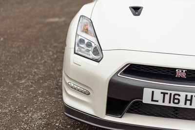 Lot 55 - 2016 Nissan R35 GT-R Recaro