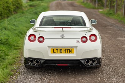 Lot 55 - 2016 Nissan R35 GT-R Recaro