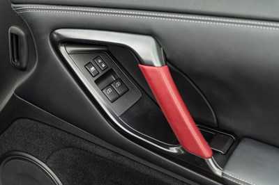 Lot 55 - 2016 Nissan R35 GT-R Recaro