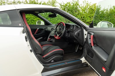Lot 55 - 2016 Nissan R35 GT-R Recaro