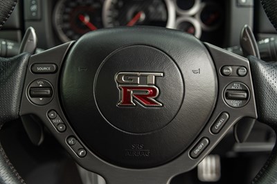Lot 55 - 2016 Nissan R35 GT-R Recaro