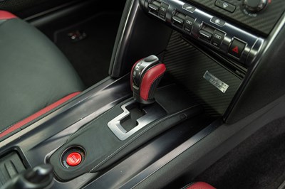 Lot 55 - 2016 Nissan R35 GT-R Recaro