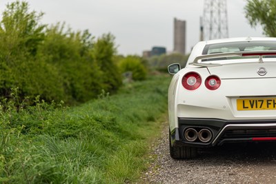 Lot 56 - 2017 Nissan R35 GT-R Recaro