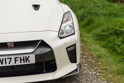 Lot 56 - 2017 Nissan R35 GT-R Recaro