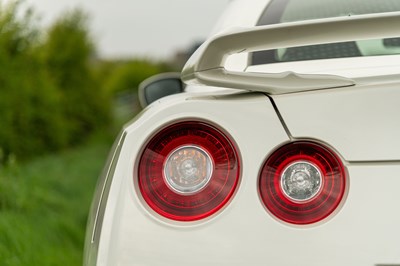 Lot 56 - 2017 Nissan R35 GT-R Recaro