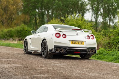 Lot 56 - 2017 Nissan R35 GT-R Recaro