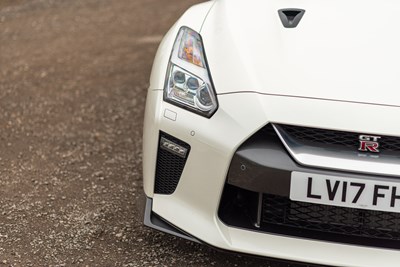 Lot 56 - 2017 Nissan R35 GT-R Recaro