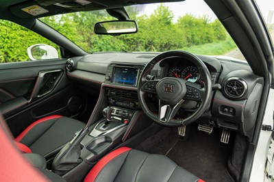Lot 56 - 2017 Nissan R35 GT-R Recaro