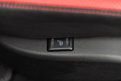 Lot 56 - 2017 Nissan R35 GT-R Recaro