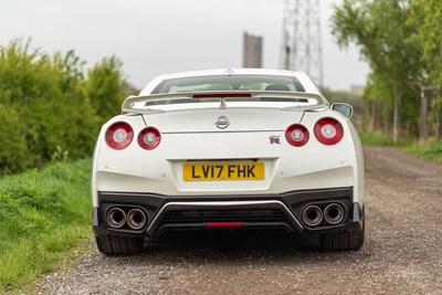 Lot 56 - 2017 Nissan R35 GT-R Recaro