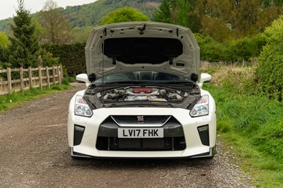 Lot 56 - 2017 Nissan R35 GT-R Recaro