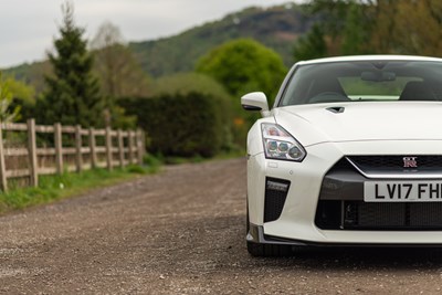 Lot 56 - 2017 Nissan R35 GT-R Recaro