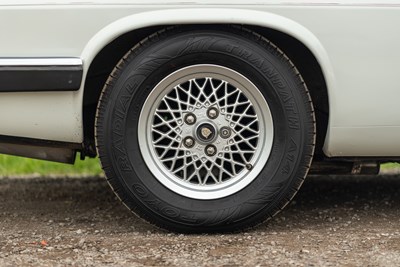 Lot 49 - 1989 Jaguar XJS V12 Convertible