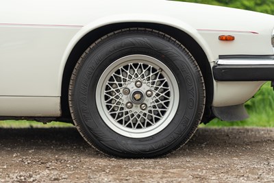 Lot 49 - 1989 Jaguar XJS V12 Convertible