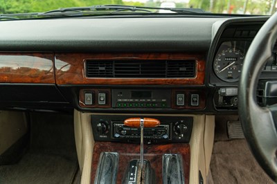 Lot 49 - 1989 Jaguar XJS V12 Convertible
