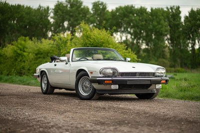 Lot 49 - 1989 Jaguar XJS V12 Convertible