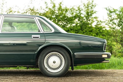 Lot 44 - 1994 Daimler Double-Six