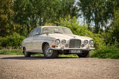 Lot 68 - 1969 Jaguar 420G