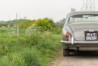 Lot 69 - 1968 Jaguar S-Type