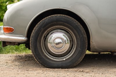 Lot 69 - 1968 Jaguar S-Type