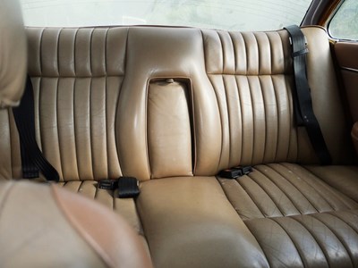 Lot 71 - 1976 Jaguar XJ6 4.2 Litre