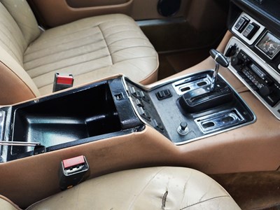 Lot 71 - 1976 Jaguar XJ6 4.2 Litre