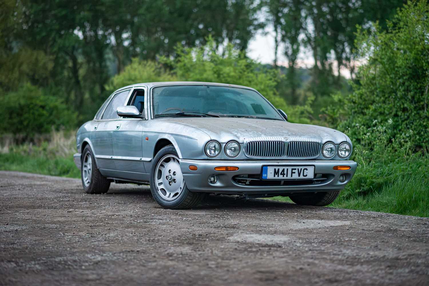 Lot 75 - 1994 Daimler Double-Six