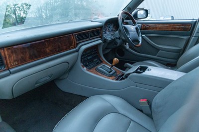 Lot 75 - 1994 Daimler Double-Six