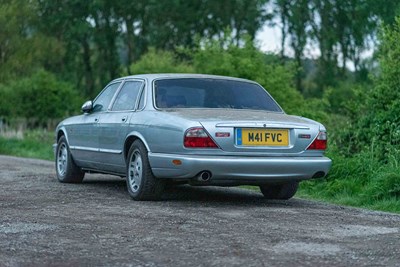 Lot 75 - 1994 Daimler Double-Six