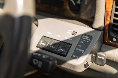 Lot 75 - 1994 Daimler Double-Six