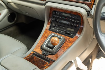 Lot 75 - 1994 Daimler Double-Six