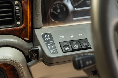 Lot 75 - 1994 Daimler Double-Six