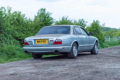 Lot 75 - 1994 Daimler Double-Six