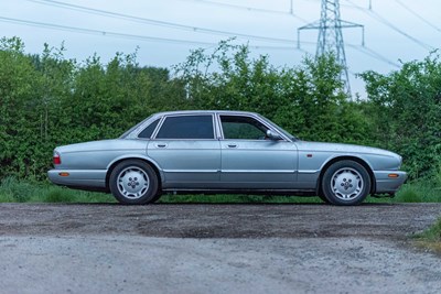 Lot 75 - 1994 Daimler Double-Six