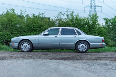 Lot 75 - 1994 Daimler Double-Six