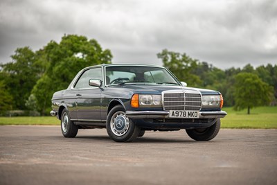 Lot 82 - 1983 Mercedes 280CE
