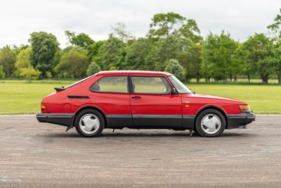 Lot 84 - 1992 Saab 900 Turbo