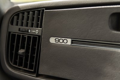 Lot 84 - 1992 Saab 900 Turbo
