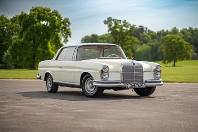 Lot 85 - 1966 Mercedes 220SE