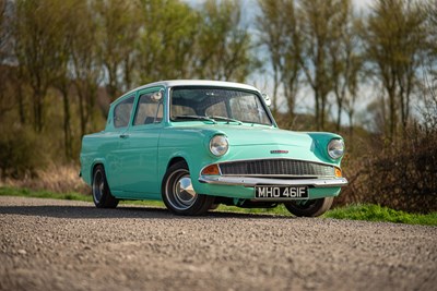 Lot 30 - 1968 Ford Anglia 105e