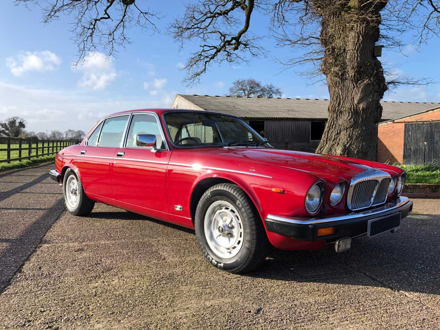 Lot 60 - 1988 Daimler Double-Six Series III