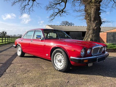 Lot 60 - 1988 Daimler Double-Six Series III