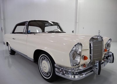 Lot 61 - 1962 Mercedes-Benz 220 SEB