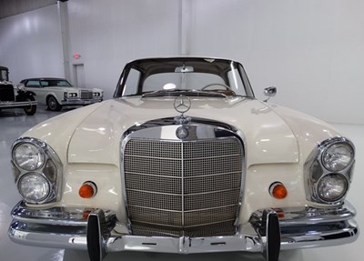 Lot 61 - 1962 Mercedes-Benz 220 SEB