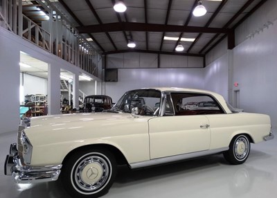 Lot 61 - 1962 Mercedes-Benz 220 SEB