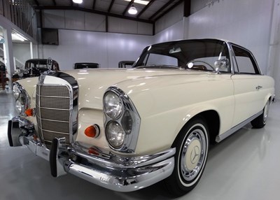 Lot 61 - 1962 Mercedes-Benz 220 SEB