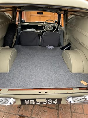 Lot 63 - 1956 Ford Thames 300E