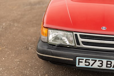 Lot 23 - 1989 Saab 900i